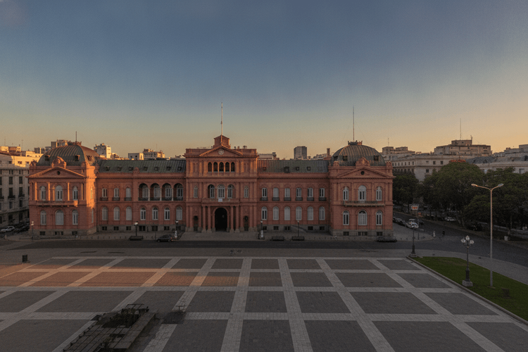 IWF-Chefin lobt Argentiniens Haushaltslage nach Milei-Reformen
