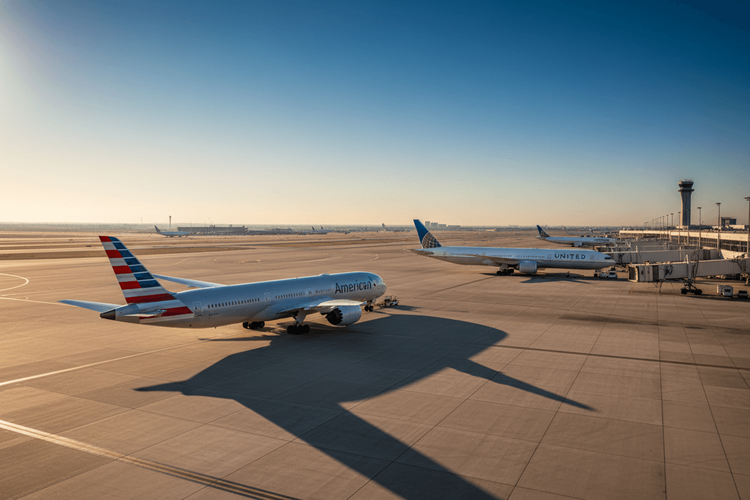 American Airlines lehnt Fusionsgespräche mit United Airlines kategorisch ab
