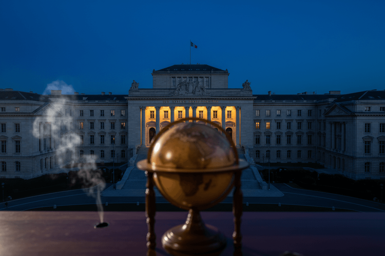 Iran-Gespräche und Zentralbank-Protokoll prägen ruhige Handelswoche