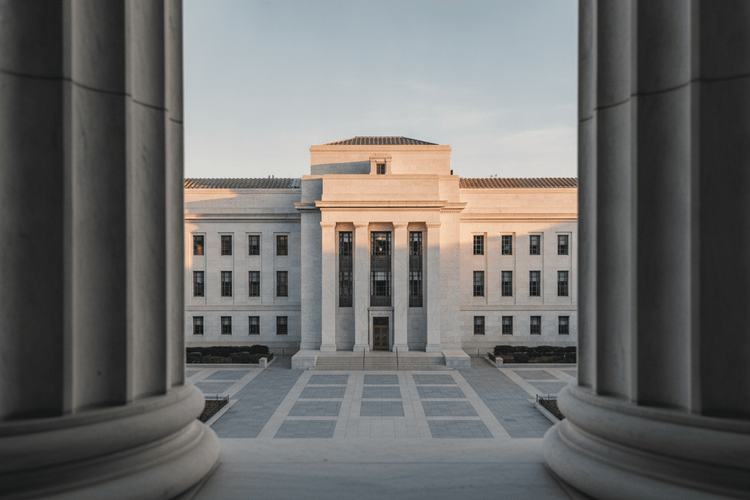 US-Arbeitsmarktdaten beflügeln Aktien und drücken Anleiherenditen