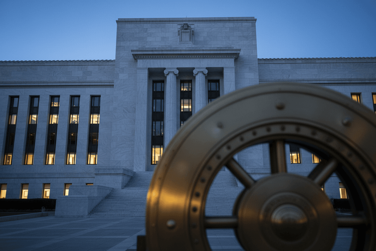 Fed verschiebt Anpassung der Bankkapitalpuffer auf 2027