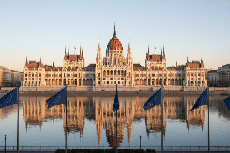 Ungarischer Forint legt nach Orbáns Wahlniederlage kräftig zu