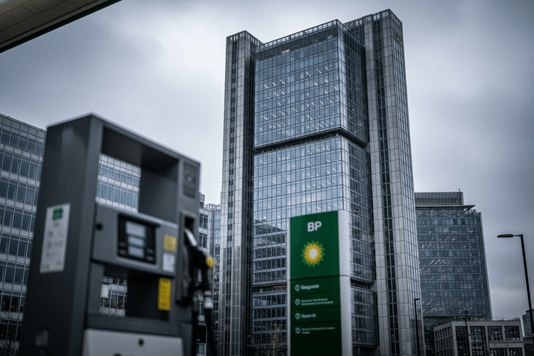 BP-Verwaltungsratschef Manifold kämpft um Wiederwahl nach Klimastreit