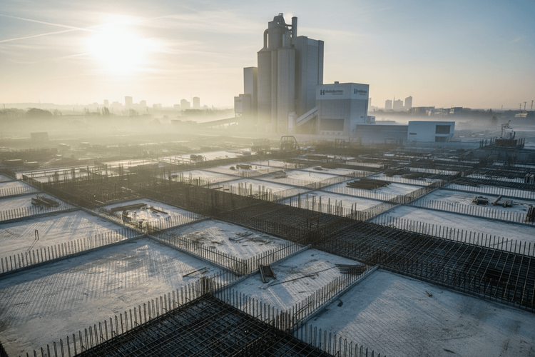 Heidelberg Materials setzt auf Verteidigung und Infrastruktur