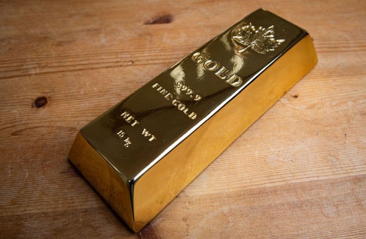 Starker Dollar bremst Goldpreis zum Wochenschluss