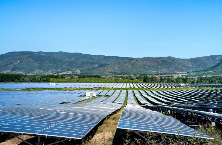  Solaranlagen sollen Netzkosten künftig mittragen