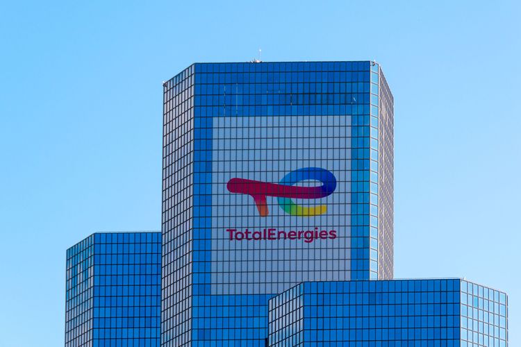 TotalEnergies verzeichnet Gewinnrückgang im zweiten Quartal