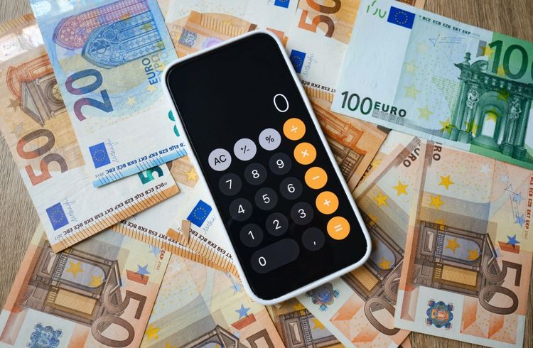 Warnung vor neuer Kreditregel droht Schuldenfalle