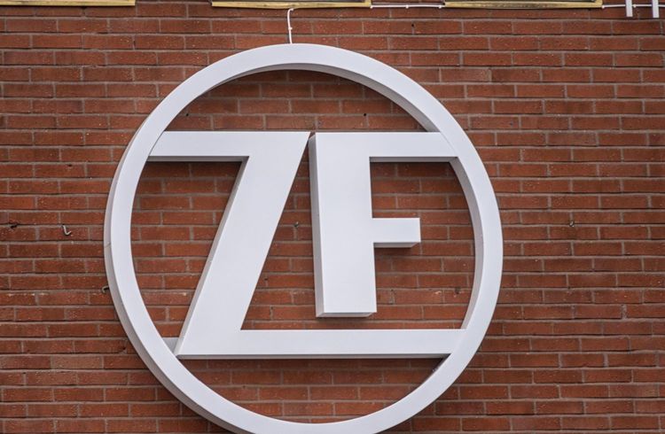 ZF vor harten Einschnitten und drohendem Stellenabbau
