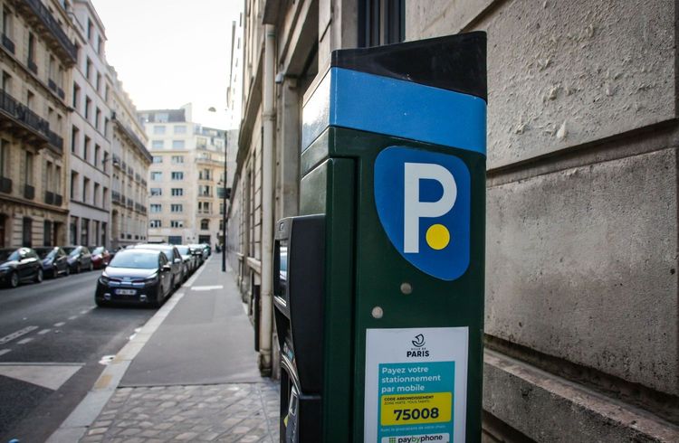 Paris erhöht Parkgebühren für schwere Autos drastisch