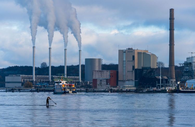 Reiche fordert schnelleren Bau neuer Gaskraftwerke