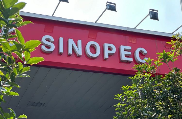 Sinopec kauft erneut russisches Öl ein