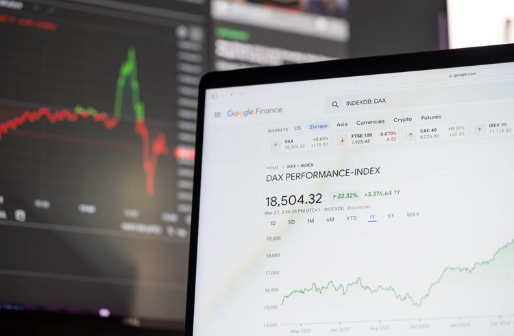 DAX fällt weiter im Sog der Wall Street