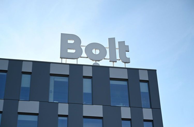 Stellantis und Bolt starten autonome Tests