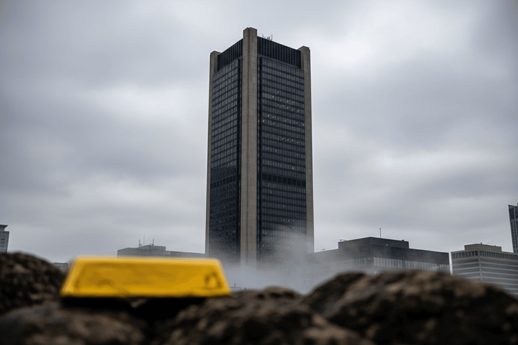 TSX unter Druck: Fed-Personalien und Kanadas BIP im Fokus