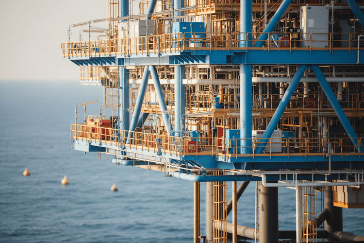 UBS senkt S&P 500-Ziel wegen Nahostkonflikt und Ölpreisrisiken