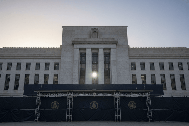 Powell wehrt sich: Fed-Chef warnt vor politischer Einmischung