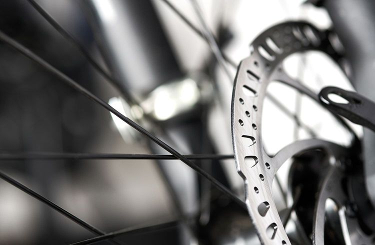 Fahrradhandel mit vollen Lagern und hohen Rabatten