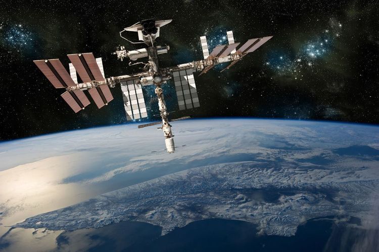 Amazon schließt Verträge für Internet-Satelliten
