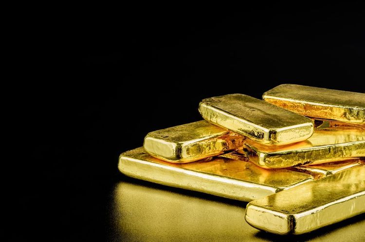Gold überflügelt Aktien und Anleihen