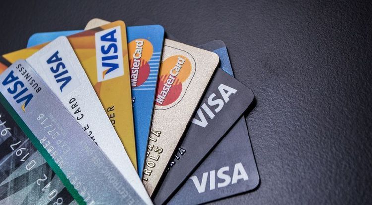 Visa und Mastercard stellen Russland-Geschäft ein