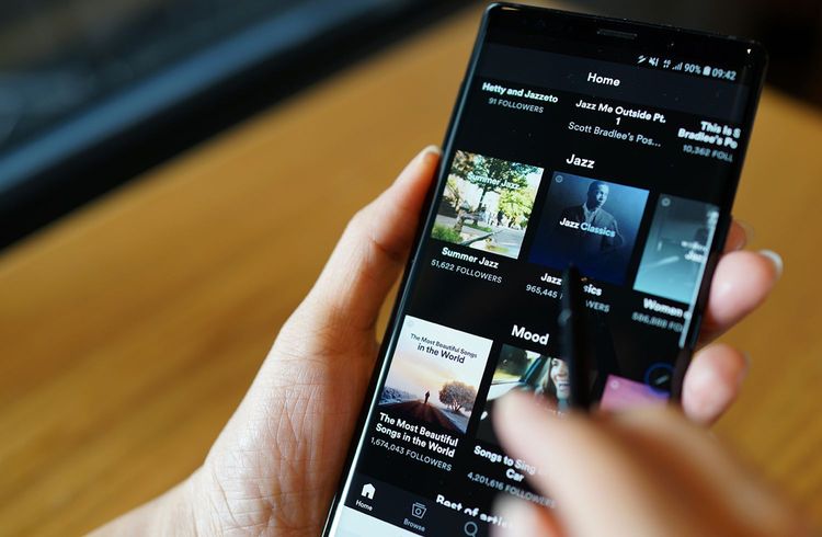 Spotify gewinnt im zweiten Quartal mehr Abonnenten als erwartet