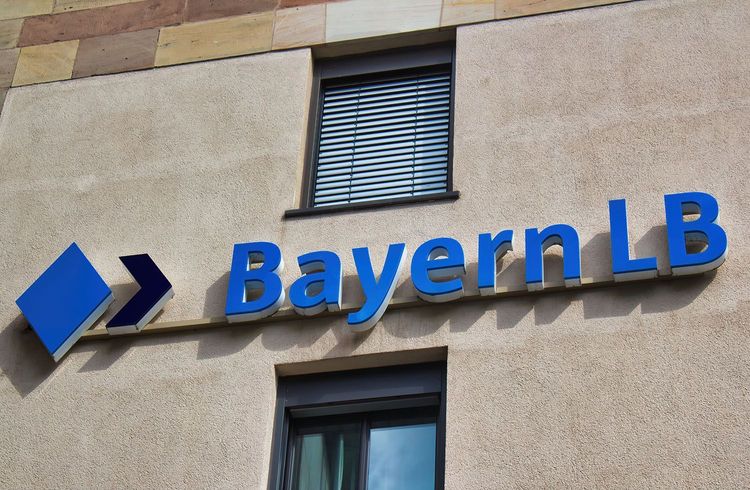 BayernLB steigert Gewinn trotz Herausforderungen