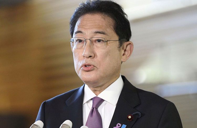 Fumio Kishida unterstützt die ultralockere Politik der Bank of Japan trotz des Yen-Einbruchs