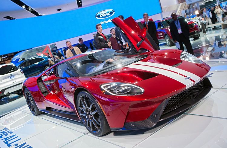 Automesse Detroit öffnet nach langer Pause