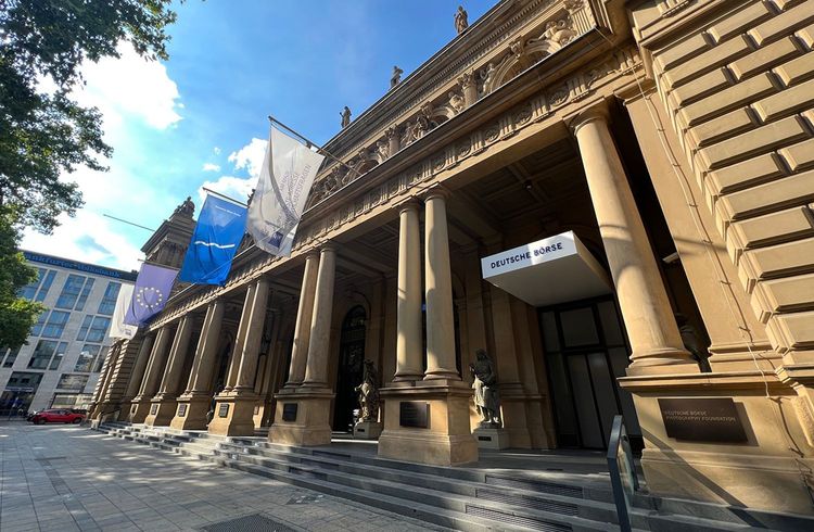 Evotec, Krones, Software AG und Shop Apotheke Europe im MDAX