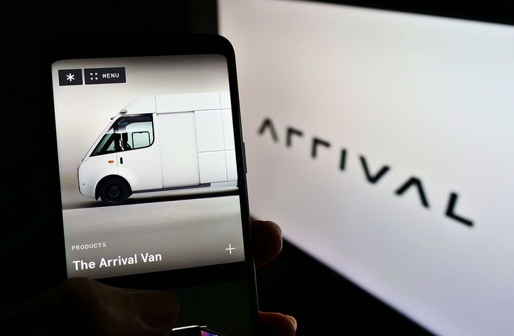 Arrival stoppt Projekte für Elektrobusse und -autos, um Kosten zu senken
