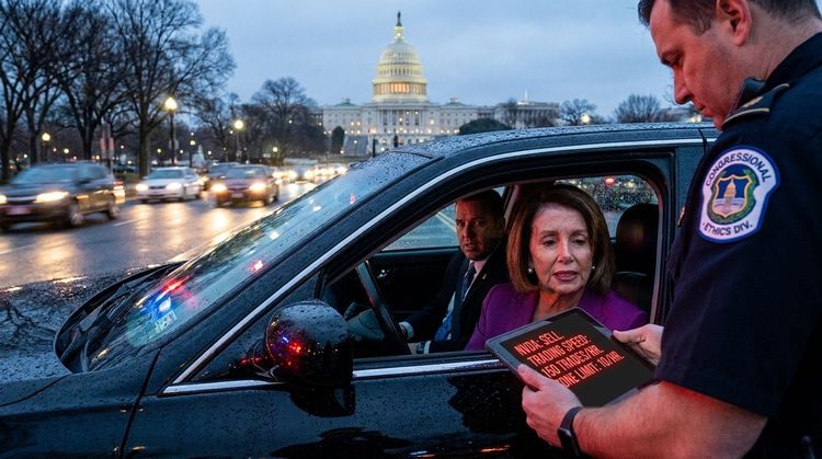 Congressional Day Trading Gets a Speed Limit, With a Massive Detour