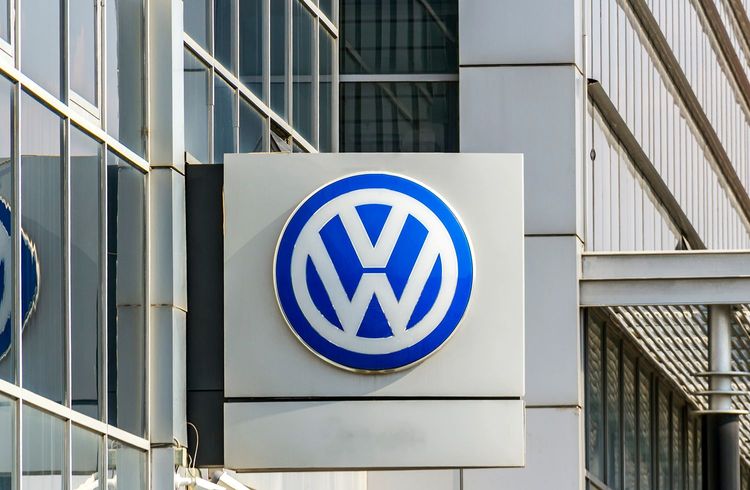VW schreibt Milliardenverlust
