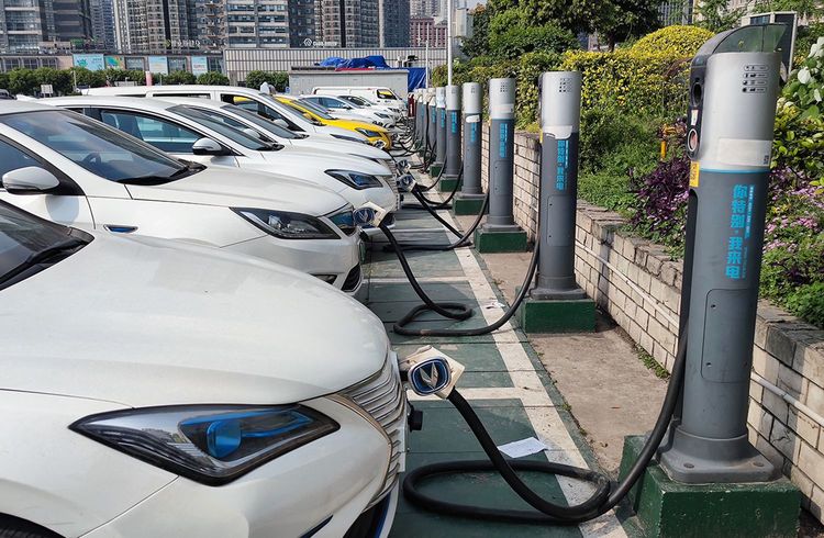 Chinas Autoabsatz im September steigt: Elektroantrieb dominiert