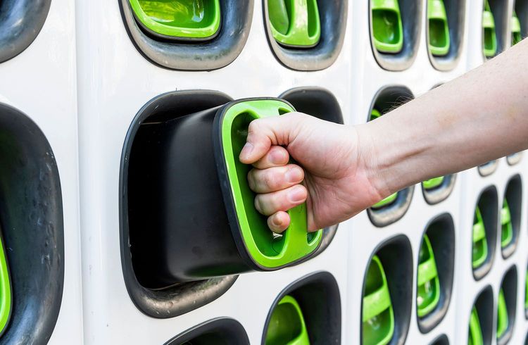 Global Lithium wehrt sich gegen Übernahmeversuch