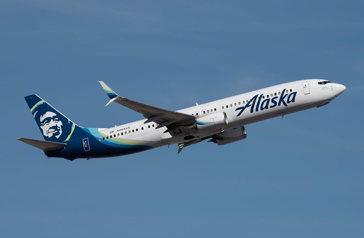 Alaska Airlines erwirbt Hawaiian Airlines: Eine Milliardenfusion hebt ab