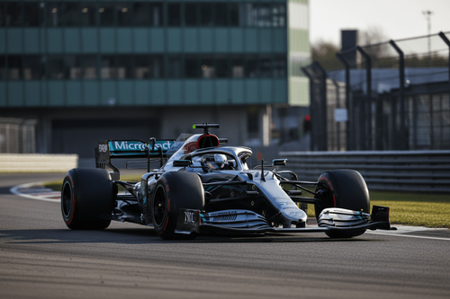 Mercedes-AMG F1: Neuer W17 absolviert Silverstone-Debüt