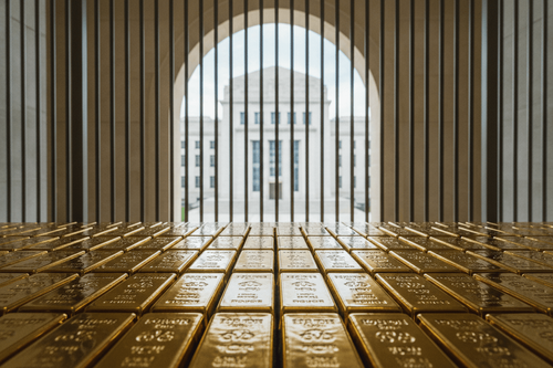 Goldpreis steigt: Fed-Entscheidung und Nahost-Spannungen treiben Kurs