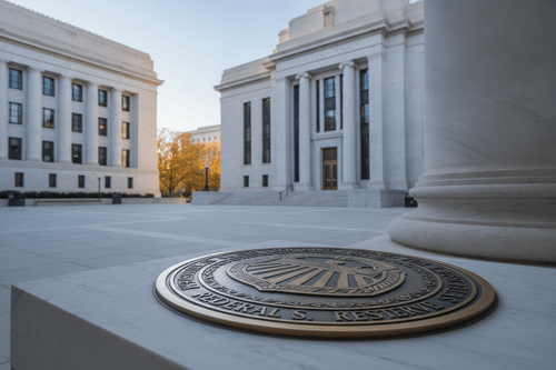 S&P 500 und Nasdaq starten fester – Fed-Entscheidung im Fokus