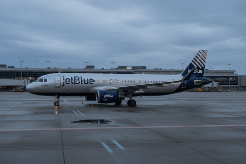 JetBlue mit Quartalsverlust: Aktie fällt um 4 Prozent