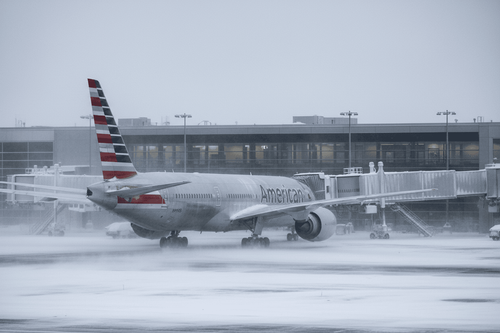 Wintersturm kostet American Airlines 190 Millionen Dollar Gewinn