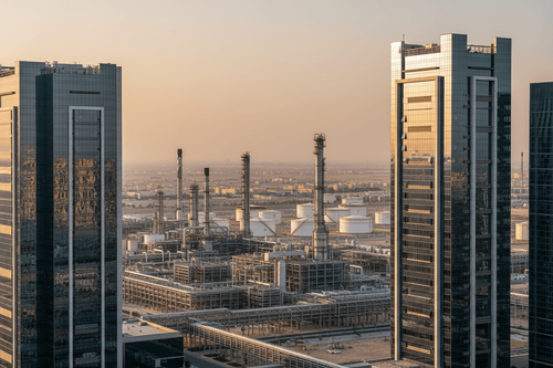 Tadawul-Börse startet kaum verändert – Gewinne und OPEC+ im Blick