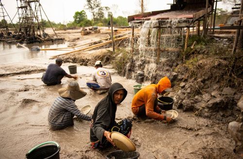 Indonesien stoppt illegalen Zinnabbau – Preis zieht an