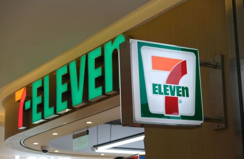 Couche-Tard prüft Übernahme von 7-Eleven-Betreiber