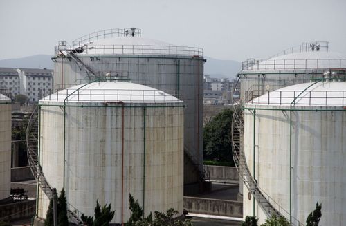 Ölpreise rutschen vor OPEC-Entscheidung deutlich ab