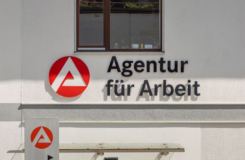 Arbeitslosenzahl überschreitet Drei-Millionen-Marke