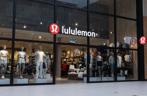 Lululemon-Aktie springt nach Prognoseanhebung stark an