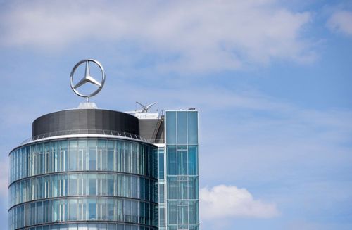 Mercedes-Benz verjüngt und verstärkt seinen Vorstand