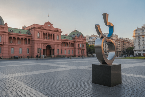 Argentiniens Wirtschaft wächst im ersten Quartal stärker als erwartet