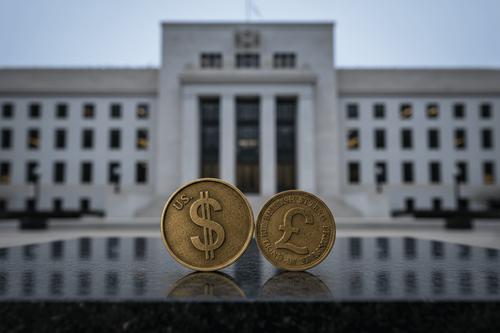 Dollar vor US-Konjunkturdaten leicht erholt – Pfund unter Druck